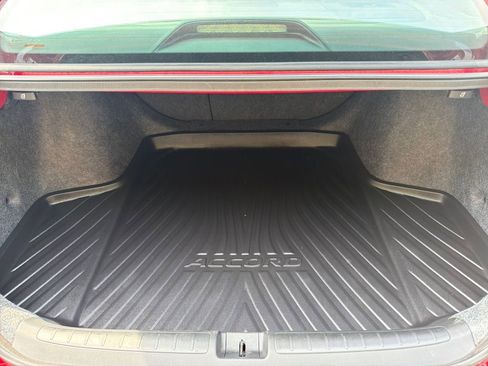 Used 2020 Honda Accord Sport image 17