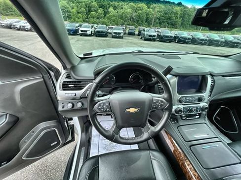 Used 2017 Chevrolet Tahoe Premier AWD/4WD image 13