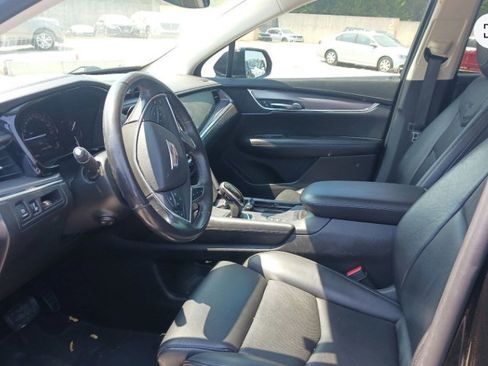 Used 2017 Cadillac XT5 Premium Luxury image 5