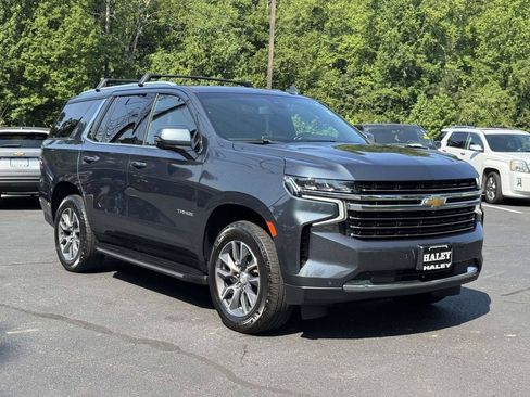 Used 2021 Chevrolet Tahoe LT w/ LT Signature Package AWD/4WD image 2