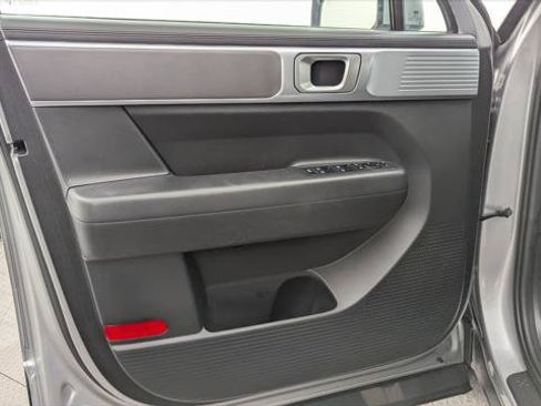 Used 2024 Hyundai Santa Fe SE FWD image 13
