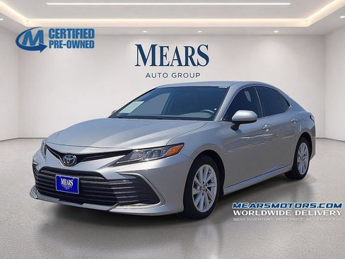 Used 2023 Toyota Camry LE FWD image 1