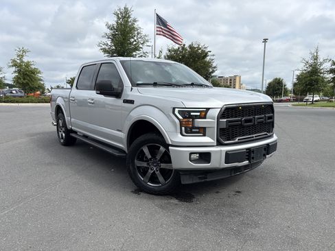 Used 2017 Ford F150 XLT w/ Equipment Group 302A Luxury RWD image 2