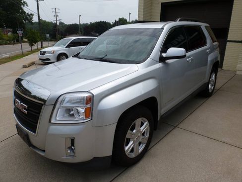 Used 2015 GMC Terrain SLE AWD/4WD image 4