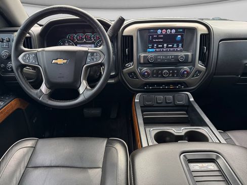 Used 2017 Chevrolet Silverado 1500 High Country AWD/4WD image 23