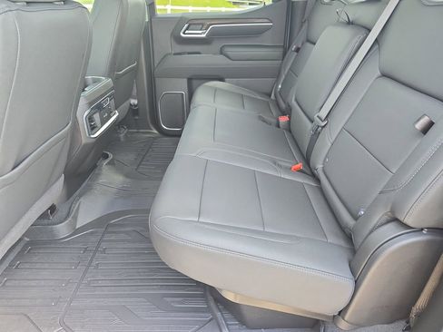 New 2026 GMC Sierra 1500 SLT w/ SLT Premium Plus Package image 15