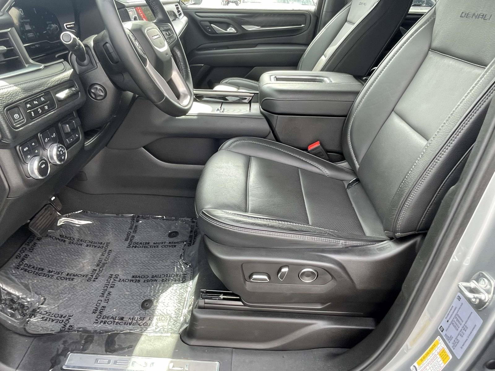 Used 2024 GMC Yukon Denali w/ Max Trailering Package AWD/4WD image 13