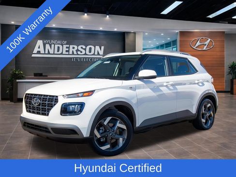 Used 2026 Hyundai Venue SEL FWD image 1