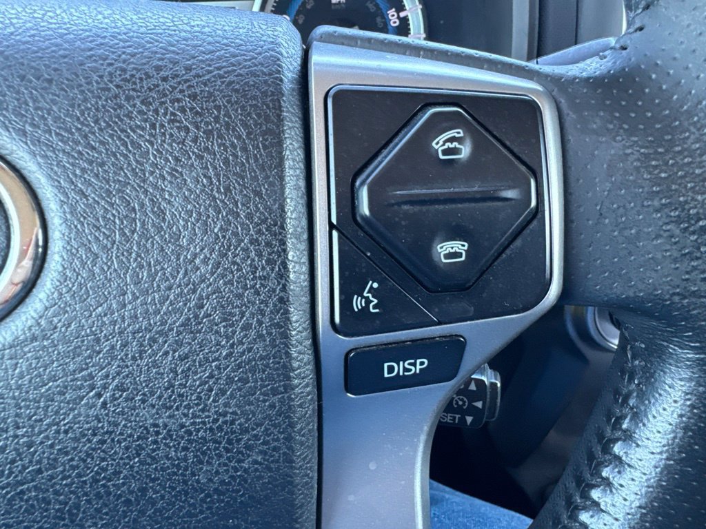 Used 2016 Toyota 4Runner SR5 AWD/4WD image 26