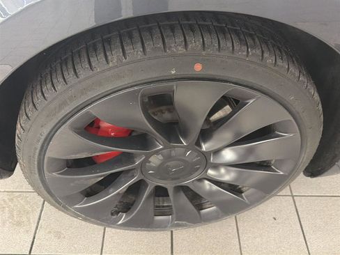 Used 2023 Tesla Model 3 Performance image 41