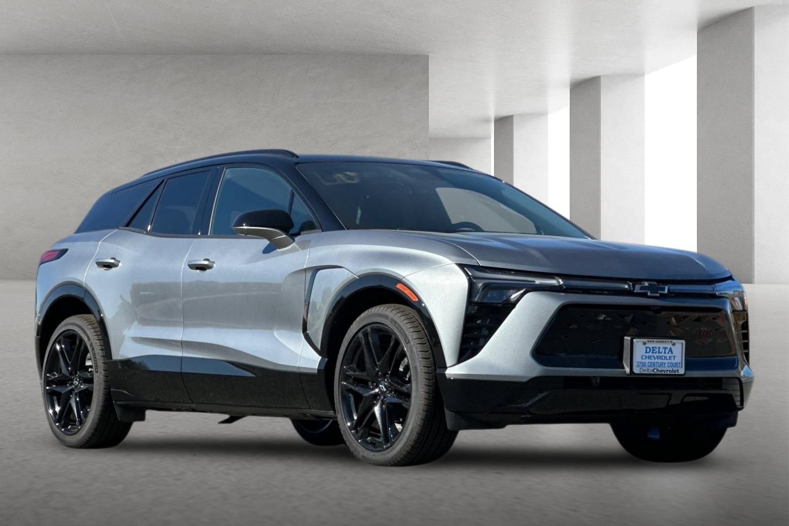 New 2026 Chevrolet Blazer EV RS w/ LPO, Blackout Package FWD image 1