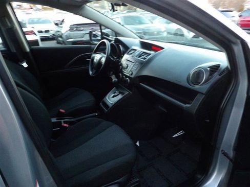 Used 2012 MAZDA MAZDA5 Sport image 8