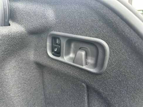 Certified 2023 Mercedes-Benz C 300 4MATIC Sedan image 37