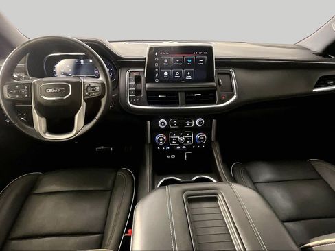 Used 2023 GMC Yukon XL SLT w/ SLT Luxury Package AWD/4WD image 14