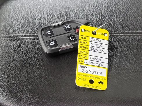 Used 2020 GMC Terrain SLT w/ Preferred Package AWD/4WD image 27