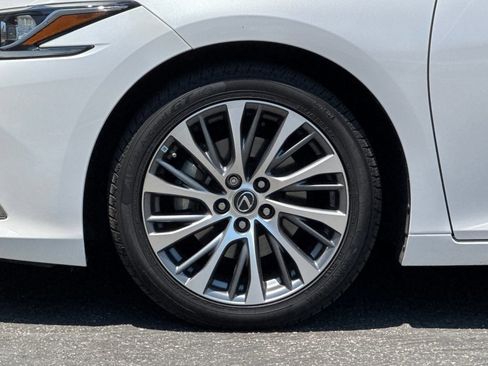 Used 2020 Lexus ES 350 w/ Premium Package FWD image 29