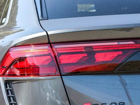 New 2025 Audi RS Q8 performance image 7