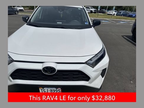 Used 2025 Toyota RAV4 LE FWD image 1