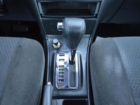 Used 2005 Toyota Corolla S FWD image 21