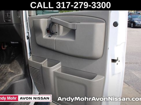 Used 2021 Chevrolet Express 2500 LS w/ Driver Convenience Package RWD image 17