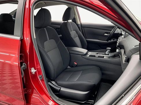 Used 2024 Nissan Sentra SV image 7