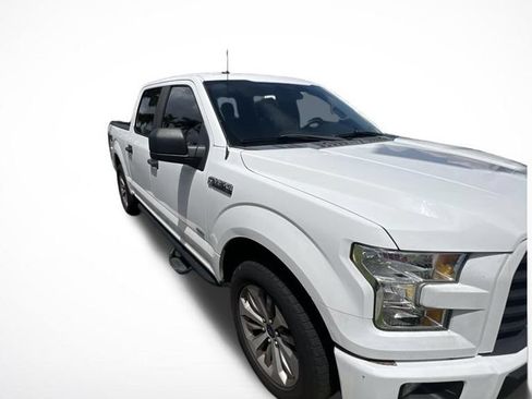 Used 2017 Ford F150 XL w/ Equipment Group 101A Mid RWD image 3