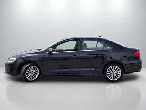 Used 2011 Volkswagen Jetta SEL FWD image 7