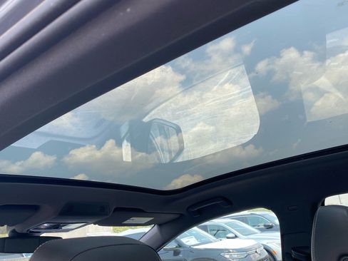 Used 2023 Volkswagen ID.4 Pro S AWD/4WD image 17
