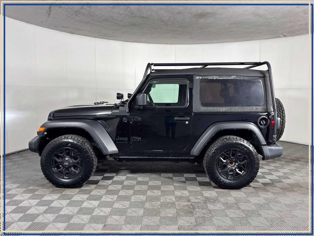 Used 2022 Jeep Wrangler Sport AWD/4WD image 13