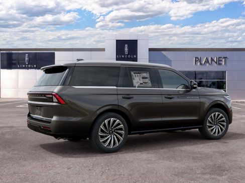 New 2027 Lincoln Navigator Black Label AWD/4WD image 6