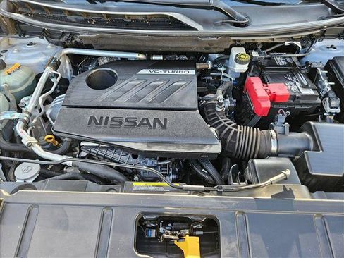 Used 2023 Nissan Rogue SV FWD image 22