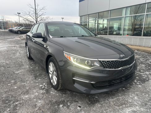 Used 2017 Kia Optima EX w/ Premium Package image 1