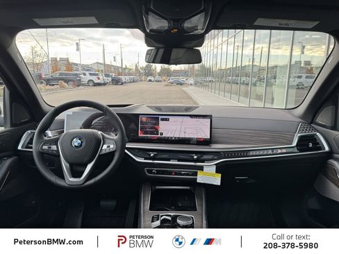 New 2026 BMW X5 xDrive50e image 2