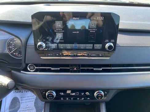 Used 2024 Mitsubishi Outlander SE image 19