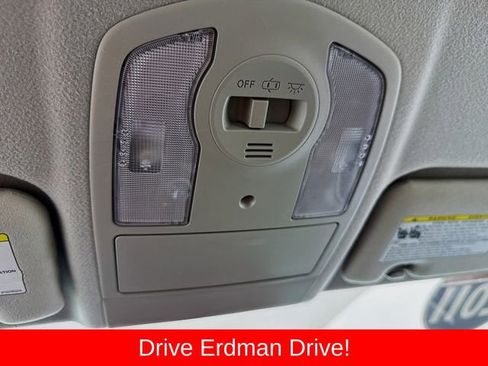 Used 2011 Toyota Prius Three FWD image 17
