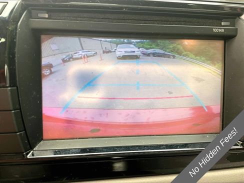 Used 2014 Toyota Corolla LE FWD image 17