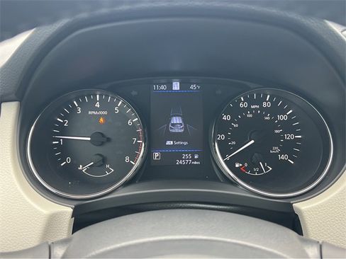 Used 2022 Nissan Rogue Sport SL image 14