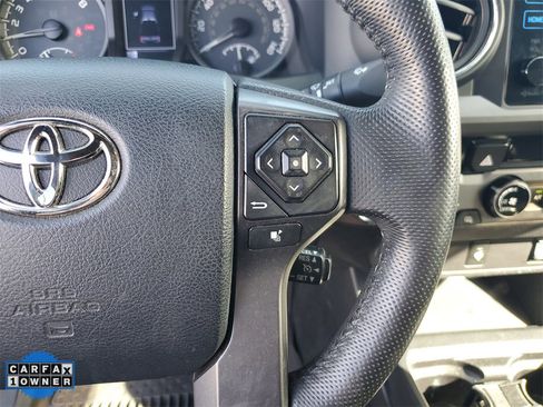 Used 2017 Toyota Tacoma 4x4 Double Cab image 22