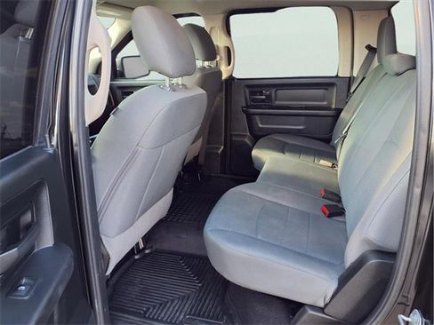 Used 2018 RAM 1500 Express w/ Express Value Package image 22