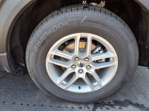 New 2026 Ford Explorer Active image 5