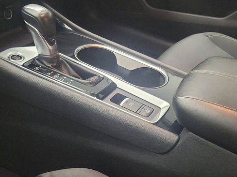 Used 2022 Nissan Altima 2.5 SV w/ SV Premium Package FWD image 26
