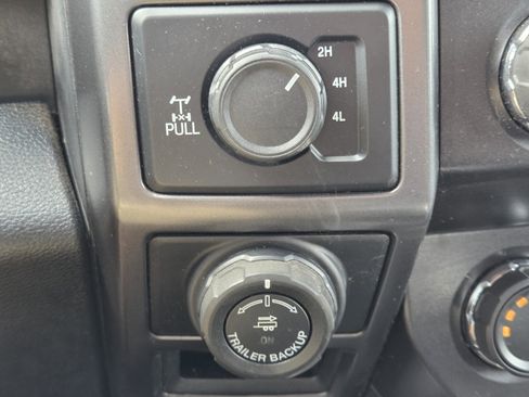 Used 2019 Ford F150 XLT w/ Equipment Group 302A Luxury AWD/4WD image 18