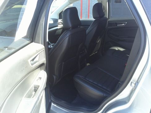 Used 2024 Ford Edge SEL AWD/4WD image 23