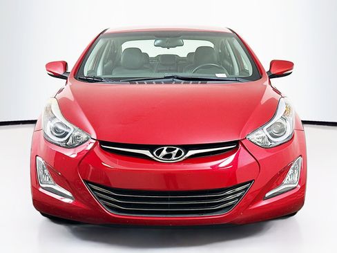 Used 2016 Hyundai Elantra Limited image 2