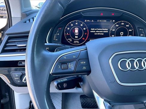 Used 2019 Audi Q7 3.0T Premium Plus image 24