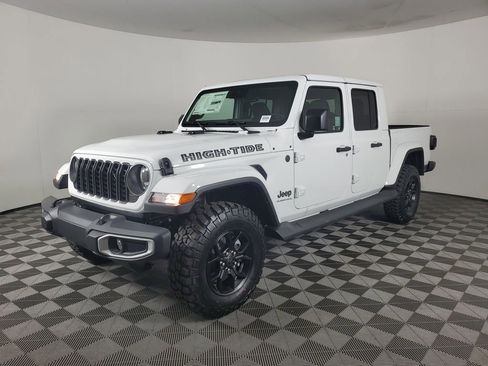 New 2025 Jeep Gladiator Sport image 8