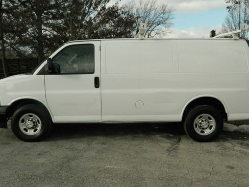 Used 2019 Chevrolet Express 2500 w/ Communications Package image 4