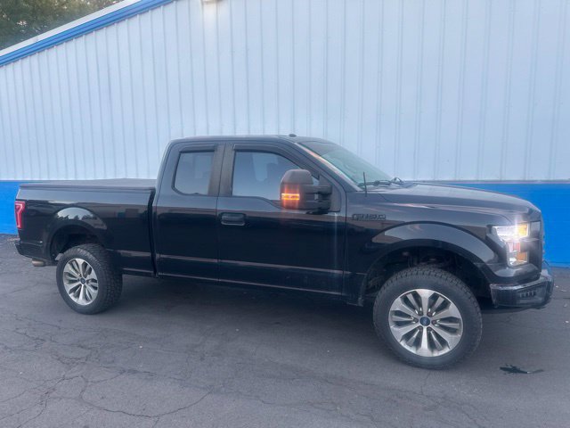 Used 2017 Ford F150 XL w/ Equipment Group 101A Mid AWD/4WD image 2