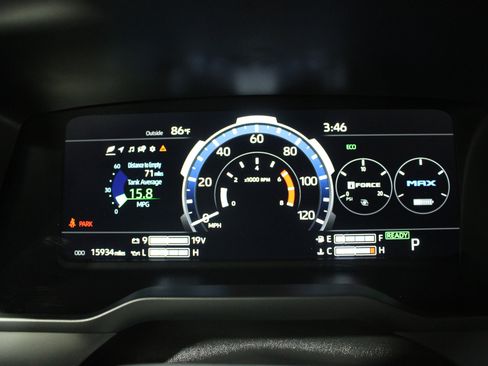 Used 2025 Toyota Sequoia Platinum AWD/4WD image 14