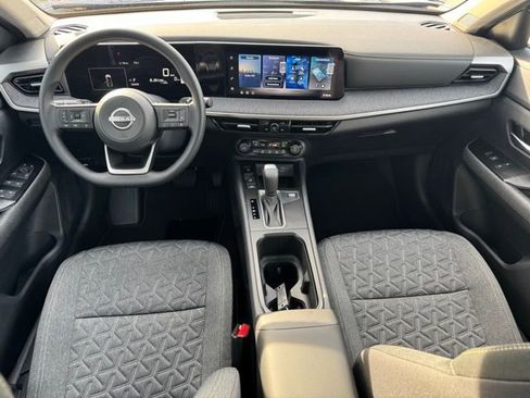 New 2026 Nissan Kicks SV w/ SV Premium Package image 2